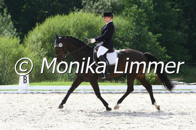 109M9915_Chou Chou_Dressur L_Finale Franken.JPG